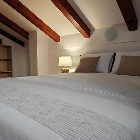 Apartment Arta